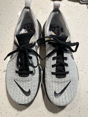Nike Invincible 3 Running Shoes Men’s size 6